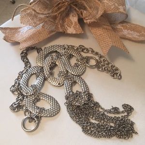 💐💐💐Silver Chain Necklace💗Bundle Me!!!
